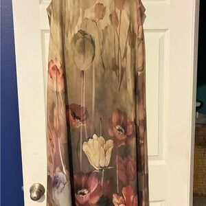 Floral Sleeveless Maxi Dress